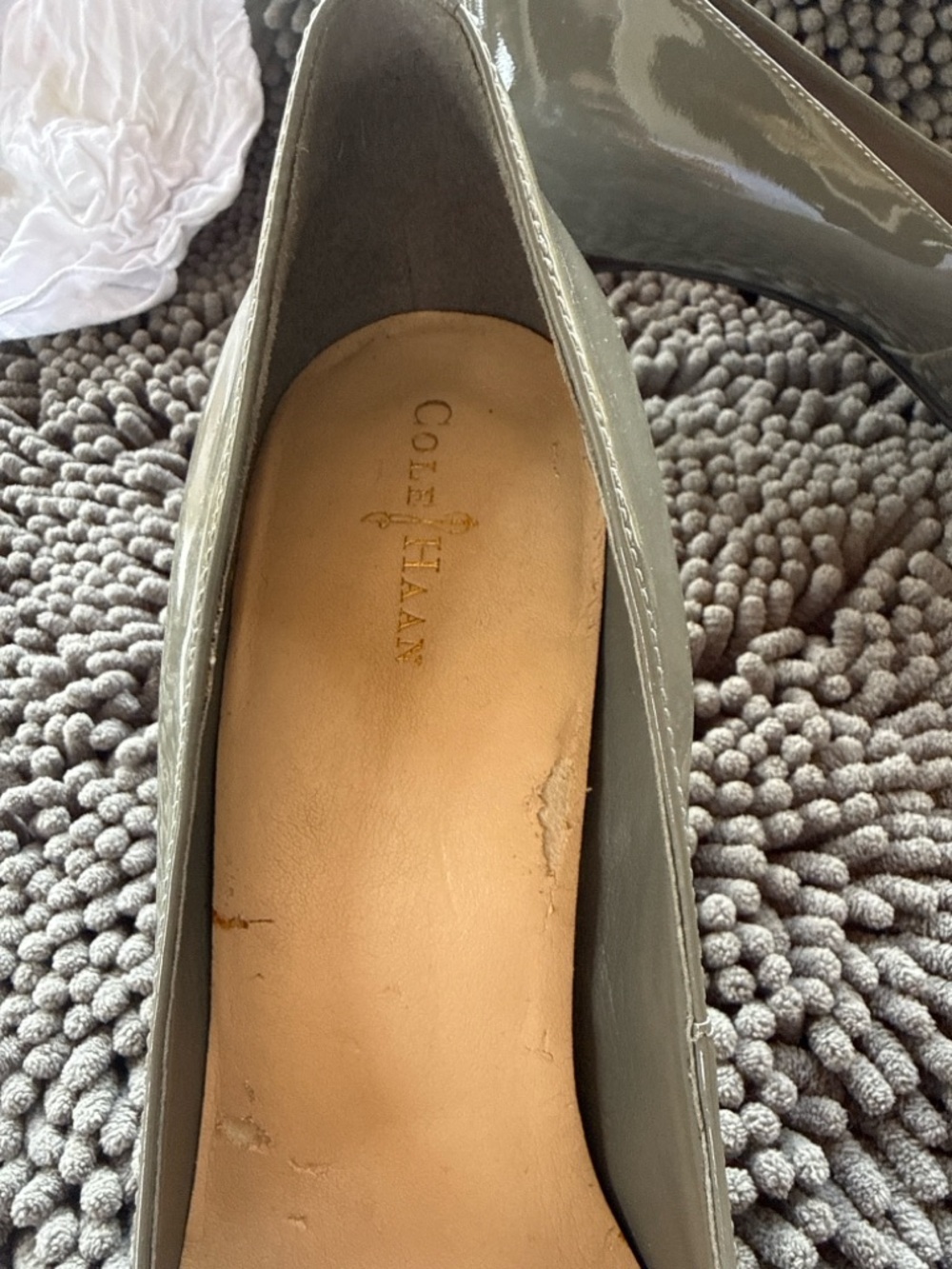 Cole Haan Gray Patent Leather Pumps Size 9B 3” Heel Classic Work Heels - Picture 13 of 14